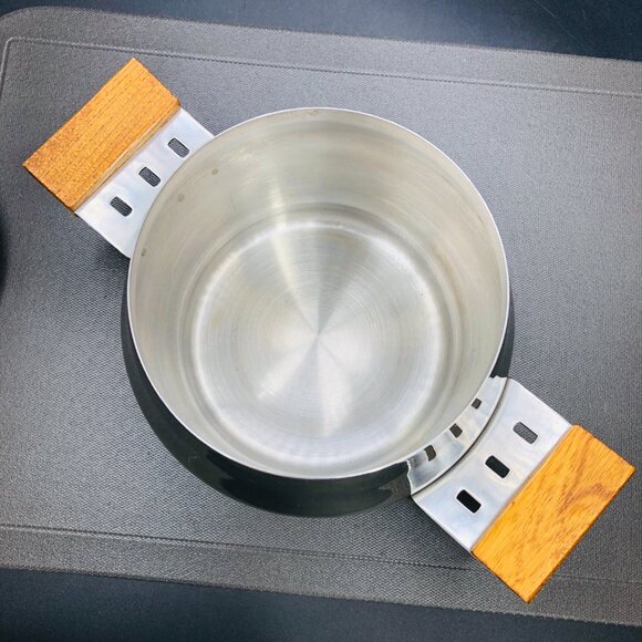 Midcentury Imperial International Japan Stainless Steel Wooden Lid Fondue Pot - Picture 3 of 10